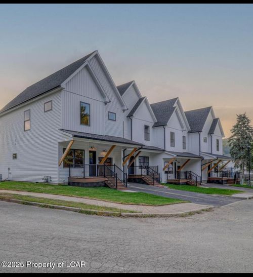 13 Lionel Dr, Swoyersville, PA, 18704-4353 | Card Image