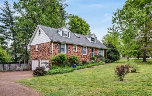 4324 Baton Rouge Dr, Hermitage, TN, 37076-2302 | Card Image