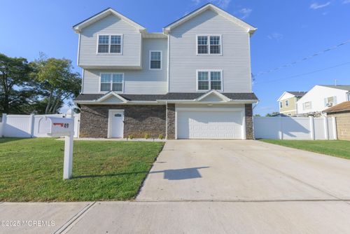 49 Garfield Ave, Keansburg, NJ, 07734-1355 | Card Image