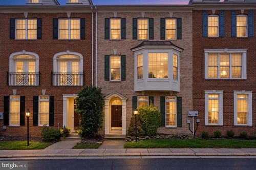 42513 Cortez Ter, BRAMBLETON, VA, 20148-5643 | Card Image