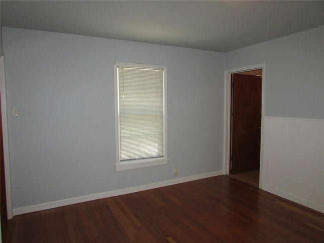 3rd bedroom | Image 16
