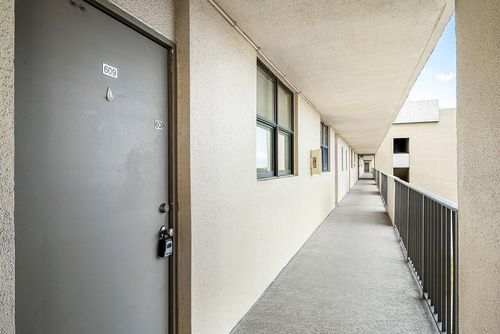 609-1-2400 Deer Creek Country Club Blvd, Deerfield Beach, FL, 33442-1294 | Card Image