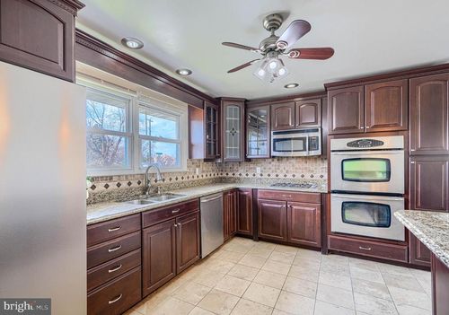 1741 Ellinwood Rd, BALTIMORE, MD, 21237-1715 | Card Image