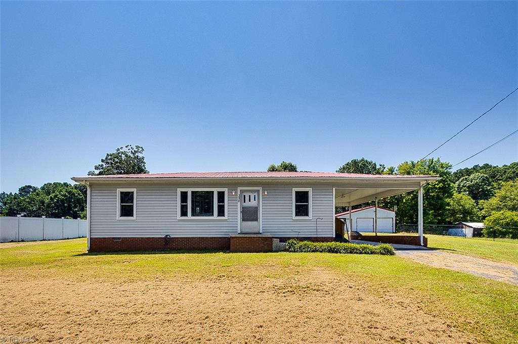 Crestview Church Rd, Asheboro, NC 27205