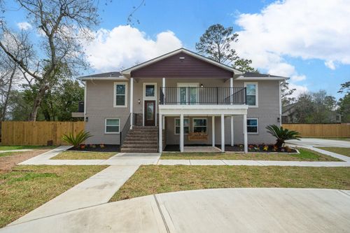 4509 Country Club Dr, Dickinson, TX, 77539-7617 | Card Image