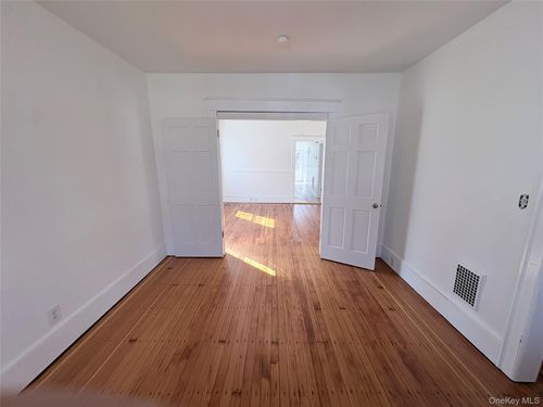 23 May Street, Poughkeepsie, NY, 12603 | Card Image