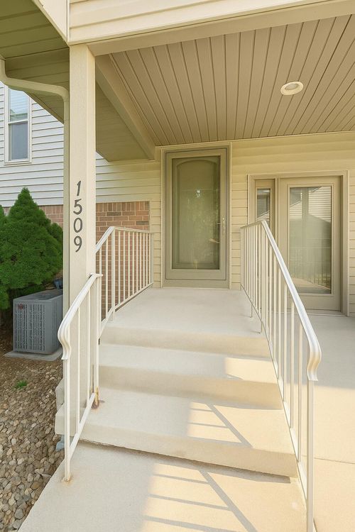 1-1509 Janice Dr, Schererville, IN, 46375-1788 | Card Image