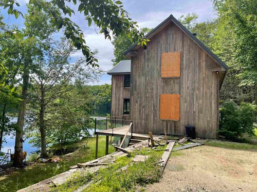 208 Flower Dr, Barrington, NH, 03825-7305 | Card Image