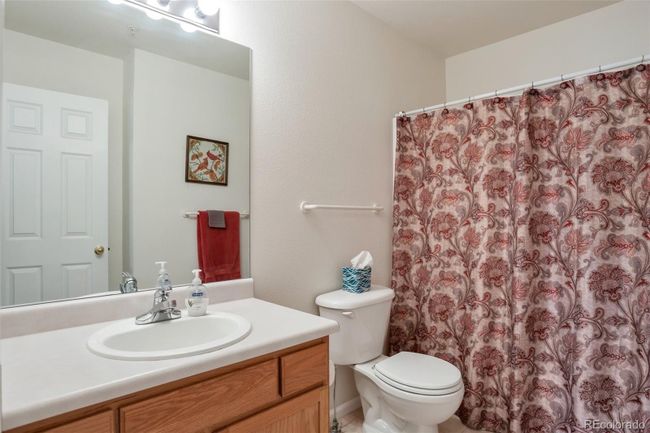 Full Bathroom | Image 12