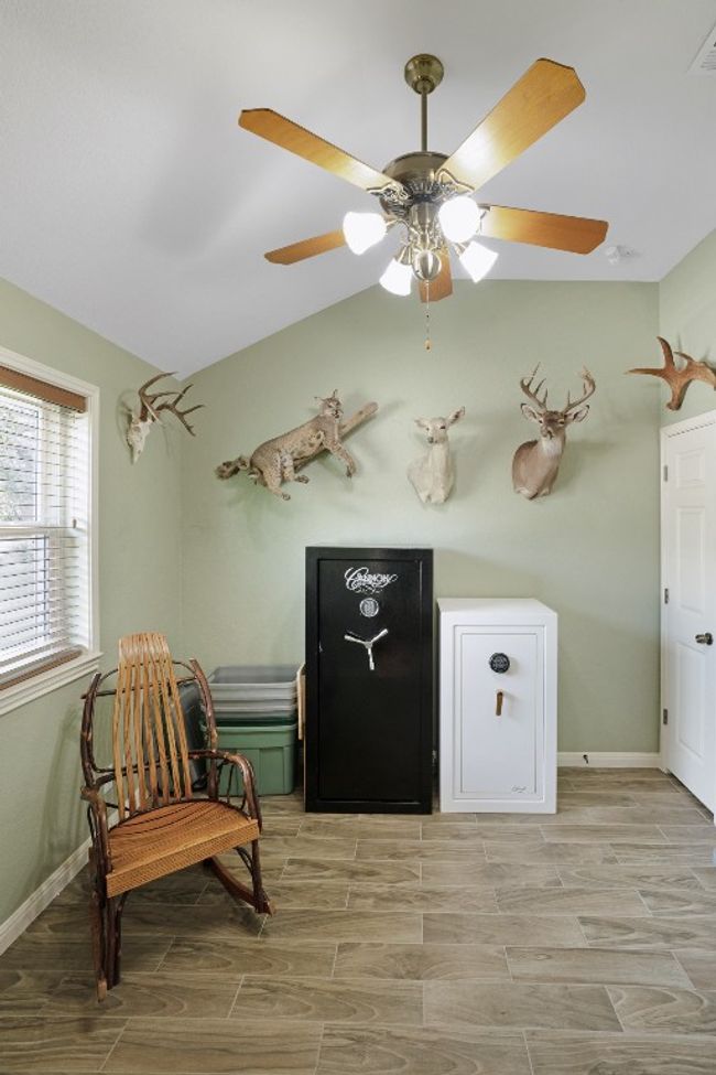 213 S Buffalo Pass, House other with 3 bedrooms, 2 bathrooms and 6 parking in Georgetown TX | Image 22