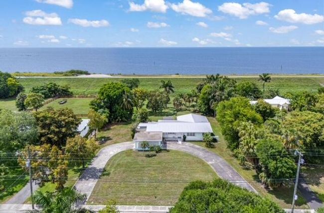 1531 Bacom Point Rd, House other with 3 bedrooms, 3 bathrooms and null parking in Pahokee FL | Image 28