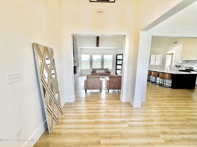 7211 W 12 Th St, House other with 3 bedrooms, 2 bathrooms and null parking in Plainview TX | Image 6