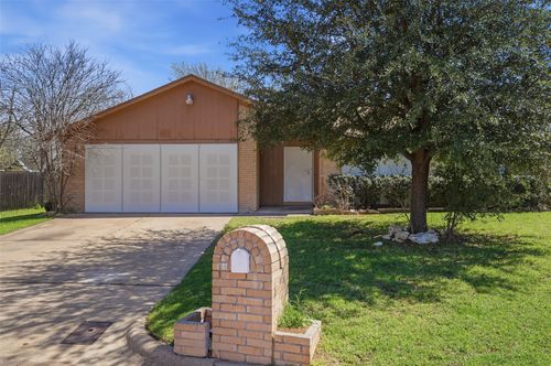 3950 Cypress Wood Ct, Fort Worth, TX, 76133-6815 | Card Image
