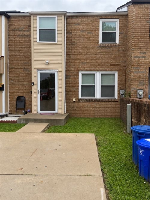316 Enright Ct, East Liberty, PA, 15206-3202 | Card Image