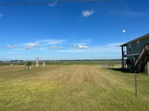 1140 E Bayshore, Palacios, TX, 77465 | Card Image