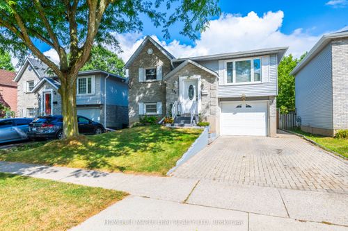 334 Sekura St, Cambridge, ON, N1R7W3 | Card Image