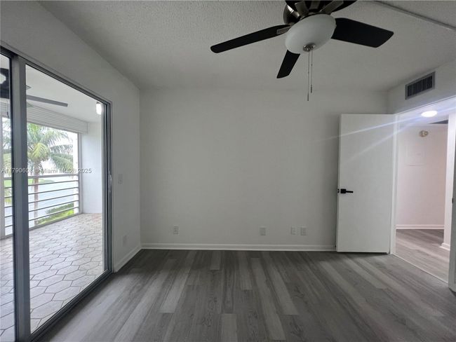 3089 - 3089 Yarmouth E, Condo with 2 bedrooms, 2 bathrooms and null parking in Boca Raton FL | Image 22