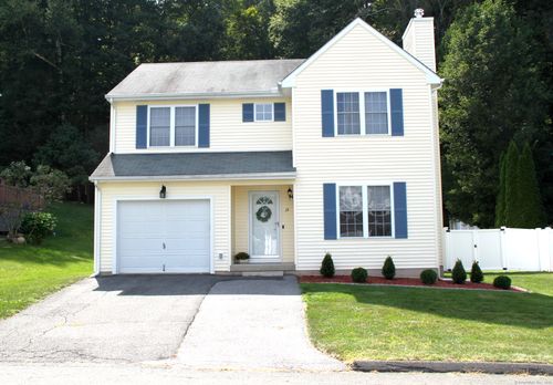 19 Ridge View Ter, New Hartford, CT, 06057-2744 | Card Image