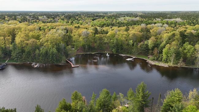 12711 Wind Point Rd, House other with 3 bedrooms, 2 bathrooms and null parking in MANITOWISH WATERS WI | Image 13