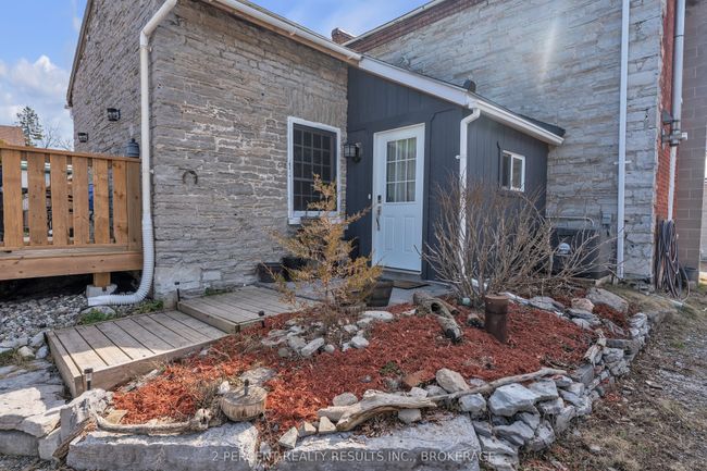 11 Water St, House other with 3 bedrooms, 2 bathrooms and 2 parking in Newburgh ON | Image 29