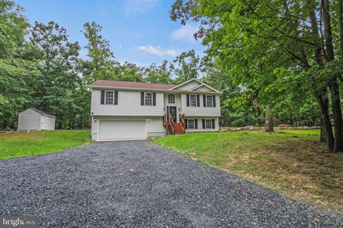 423 Panther Dr, WINCHESTER, VA, 22602-3526 | Card Image