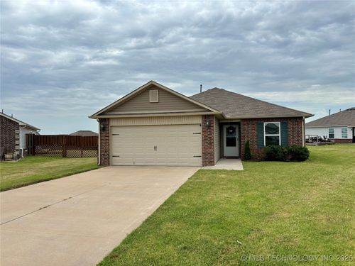 1309 Richmond St, Broken Arrow, OK, 74012-5709 | Card Image