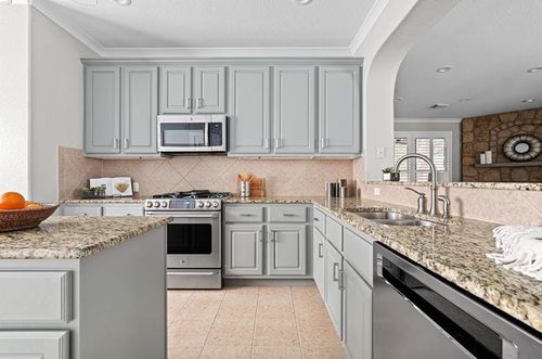 10820 Sky Rock Dr, Austin, TX, 78739-2241 | Card Image