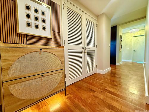 3209-1189 Waimanu St, Honolulu, HI, 96814-4184 | Card Image