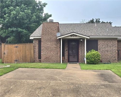 609 San Saba Court, College Station, TX, 77845 | Card Image