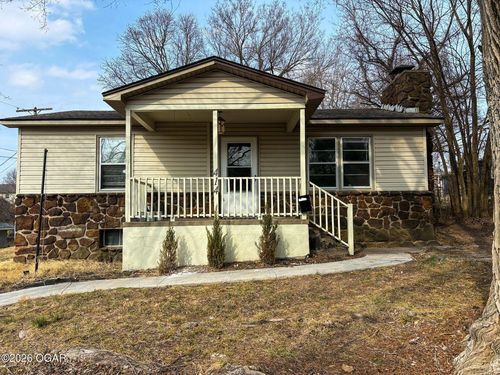 414 E Glenview Pl, Neosho, MO, 64850-3062 | Card Image