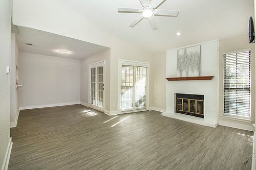 204-1104 Riverchase Ln, Arlington, TX, 76011-2842 | Card Image