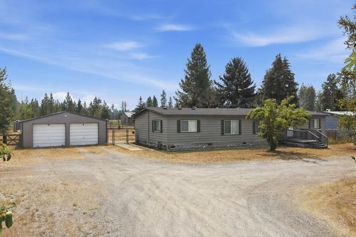 3210 E Denison Chattaroy Rd, Chattaroy, WA, 99003-9639 | Card Image