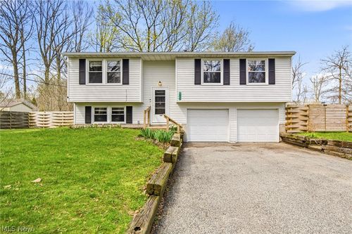 1782 Bathgate Ave, Madison, OH, 44057-1965 | Card Image