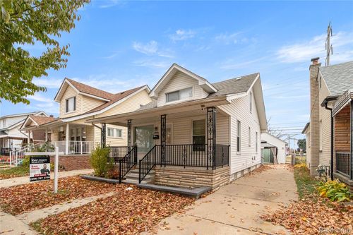 4736 Curtis St, Dearborn, MI, 48126-2839 | Card Image
