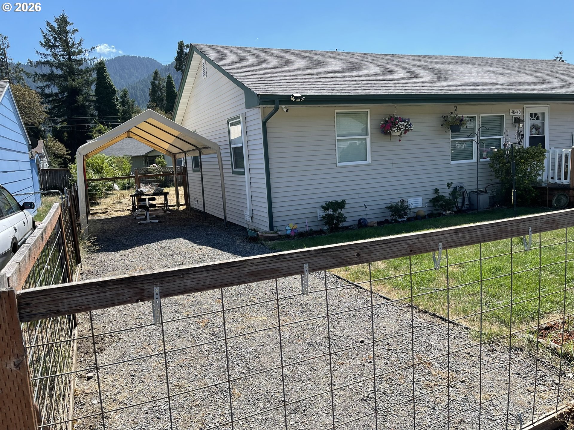Residential in Oakridge 2