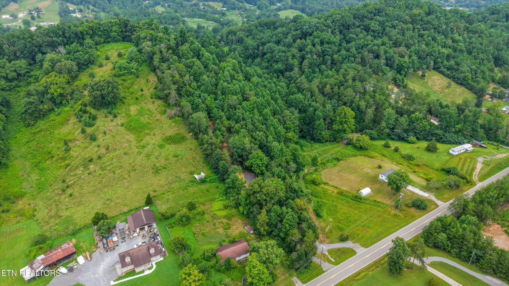 Land in Luttrell 4