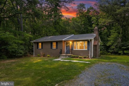 330 Pilot Way, LUSBY, MD, 20657-4119 | Card Image