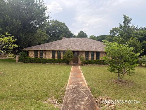103 Red Bud Ct, Oak Leaf, TX, 75154-3823 | Card Image