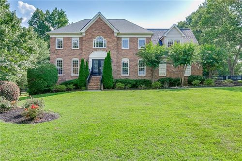 1331 Lakeshore Dr, Snellville, GA, 30078-2058 | Card Image