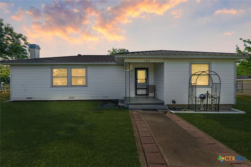 134 Daisy Ln, Whitney, TX, 76692-7535 | Card Image