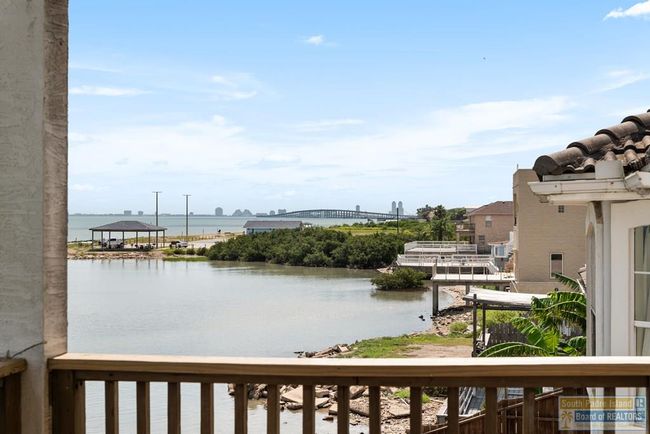 1810 N Shore Dr, House other with 3 bedrooms, 3 bathrooms and 2 parking in Port Isabel TX | Image 15