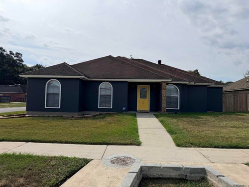 801 Chemin Dr, Baker, LA, 70714-4290 | Card Image
