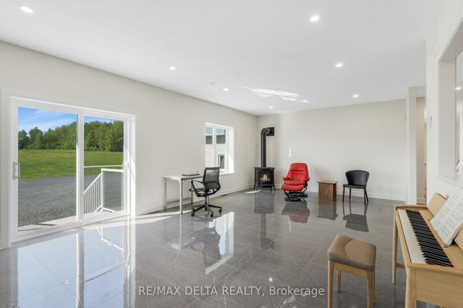 2030 Labonte St, House other with 3 bedrooms, 3 bathrooms and 15 parking in Clarence Creek ON | Image 13