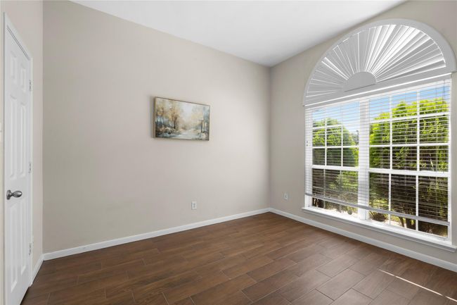 22022 Bridgestone Hawk Ct, House other with 3 bedrooms, 2 bathrooms and 2 parking in Spring TX | Image 10