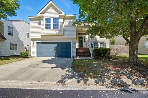 404 Kings Bishop Ct, Chesapeake, VA, 23320-6696 | Card Image