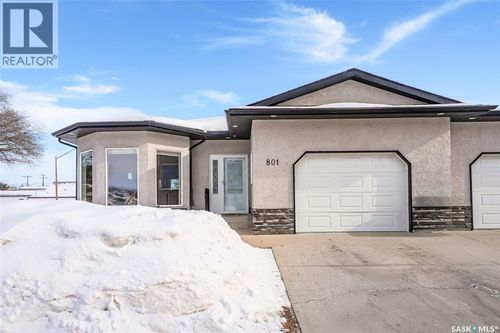 801 1st Ave, Rosthern, SK, S0K | Card Image