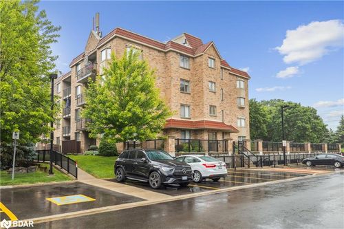 406-3499 Upper Middle Rd, Burlington, ON, L7M4M7 | Card Image
