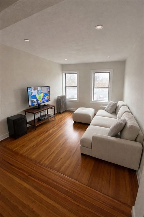 4-622 Columbia Rd, Boston, MA, 02125 | Card Image