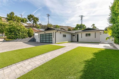 27964 Carvel Dr, Canyon Country, CA, 91351-2013 | Card Image