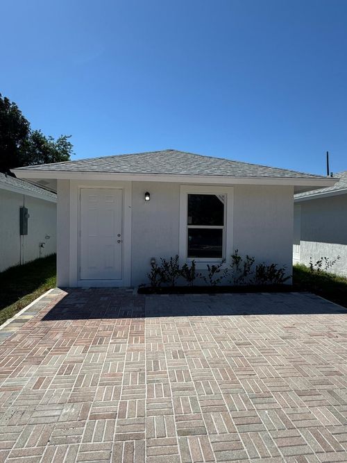 4681 Carver Street, Lake Worth, FL, 33463 | Card Image